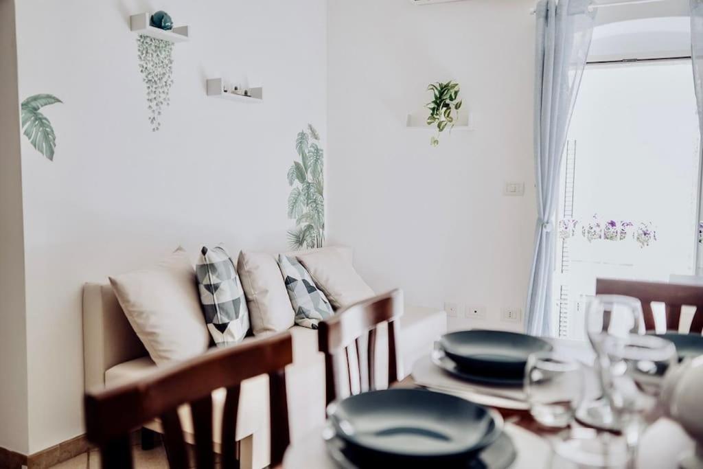 Torre Dalu' - A Due Passi Dalla Spiaggia Di Porta Vecchia, Con Terrazzo Privato E Netflix โมโนโปลี ภายนอก รูปภาพ